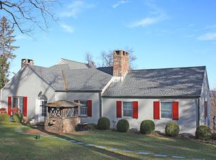 12 Sidney School Rd, Annandale, NJ 08801