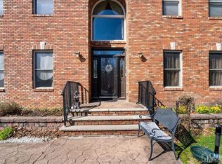 6 Yosemite Ct, Old Bridge, NJ 08857