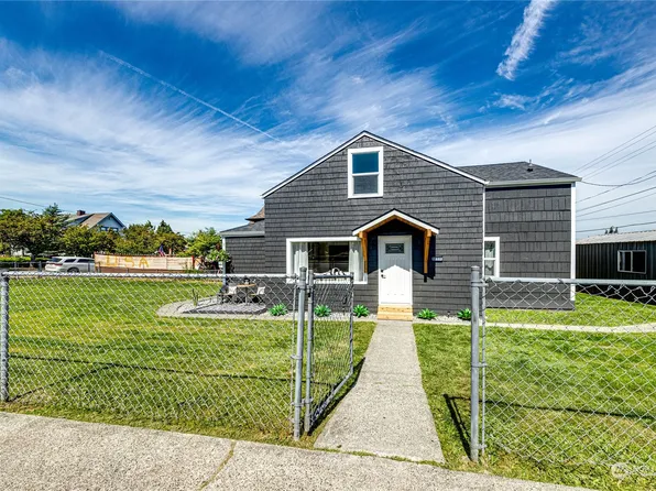 1133 E 5th Street, Port Angeles, WA 98362