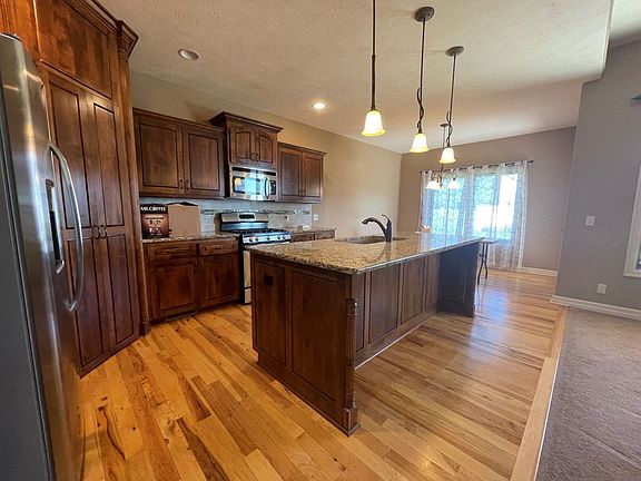 4th image of 501 S 9th St