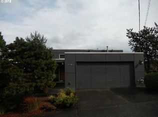 7514 SW Kelly Ave, Portland, OR 97219