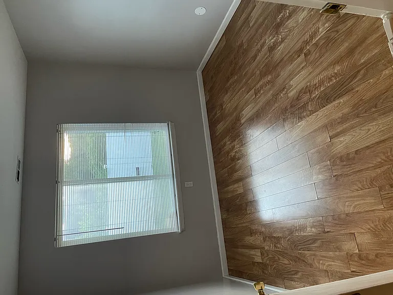 38 Nassau Dr — Photo 9