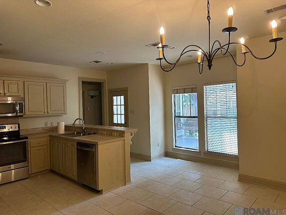 4th image of 8952 Boone Dr
