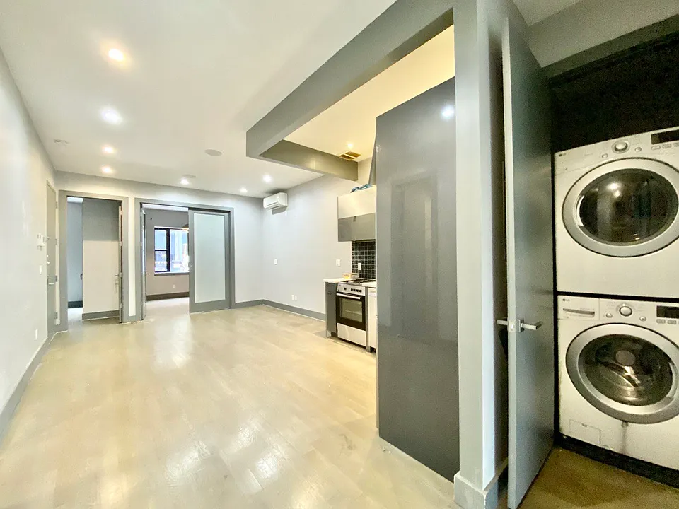 1820 Palmetto St #2