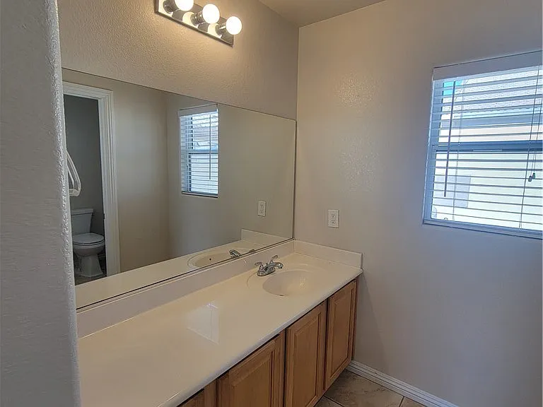 8458 Pico Rivera Ave — Photo 28