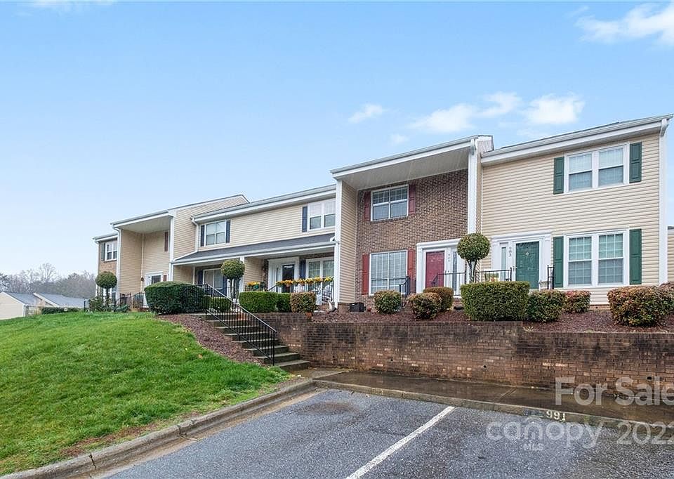 1st image of 985 Surry Ln #E
