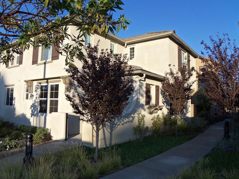 1st image of 28390 Camino Del Arte Dr