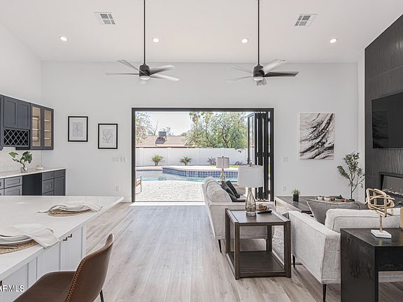 3rd image of 5009 E GELDING Drive