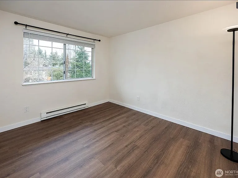 16817 Larch Way E #F201 — Photo 18