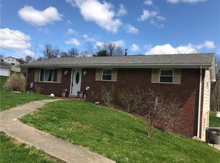 320 Sylvia Dr, Beaver Falls, PA