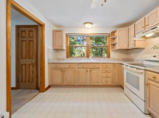 7 Stephens Ct, Clinton, CT 06413