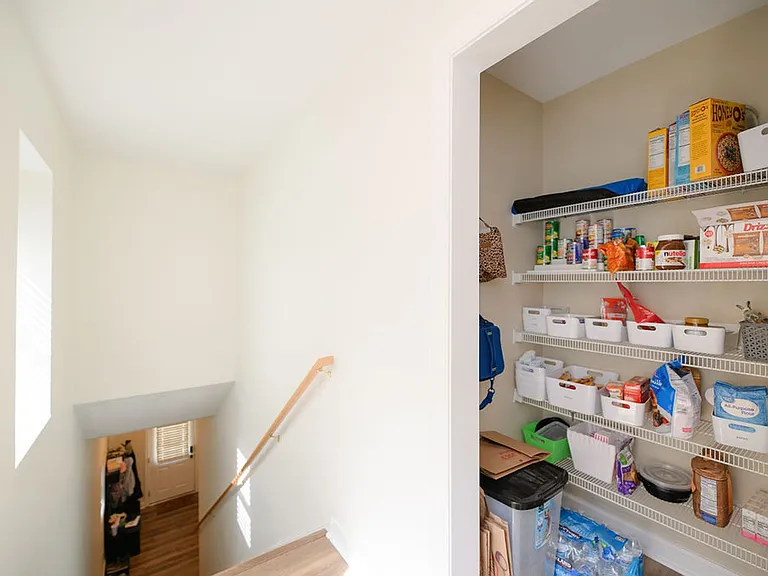 183 Herman Melville Ave — Photo 4