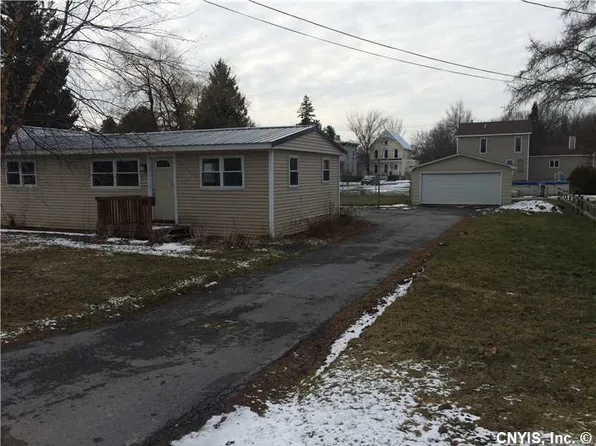 230 S Clinton St, Carthage, NY 13619