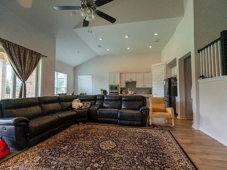 1908 Ridge Runner Dr — Photo 4