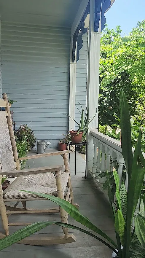 4 bed, 2418 sqft, $7,000 — Photo 1