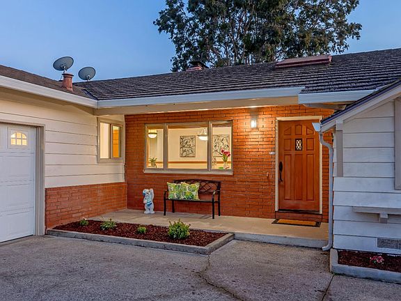 5th image of 12073 Country Squire Ln