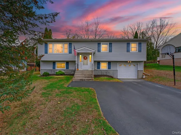 41 Creamery Drive, New Windsor, NY 12553