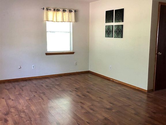5th image of 10270 Birch Lane Dr
