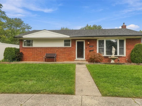 11507 Farthing Dr, Sterling Heights, MI 48314