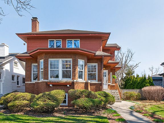 2nd image of 323 N Prospect Ave