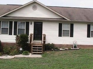 104 Mockingbird Pl, Jonesborough, TN 37659