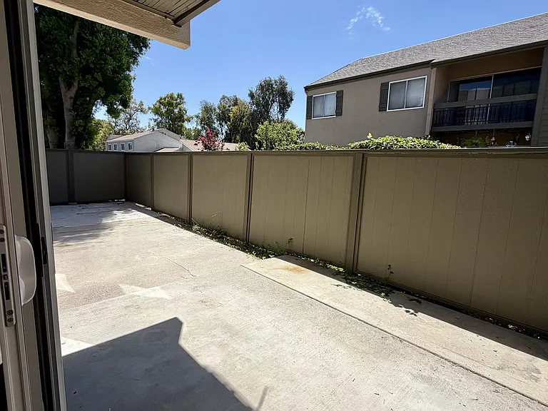 25715 Hogan Dr #B1 — Photo 16