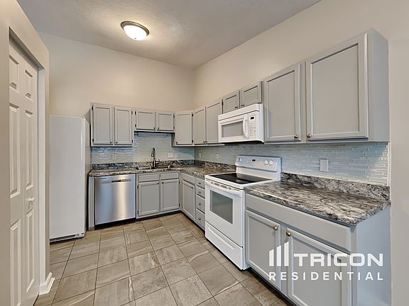 5th image of 7436 Glensford Dr