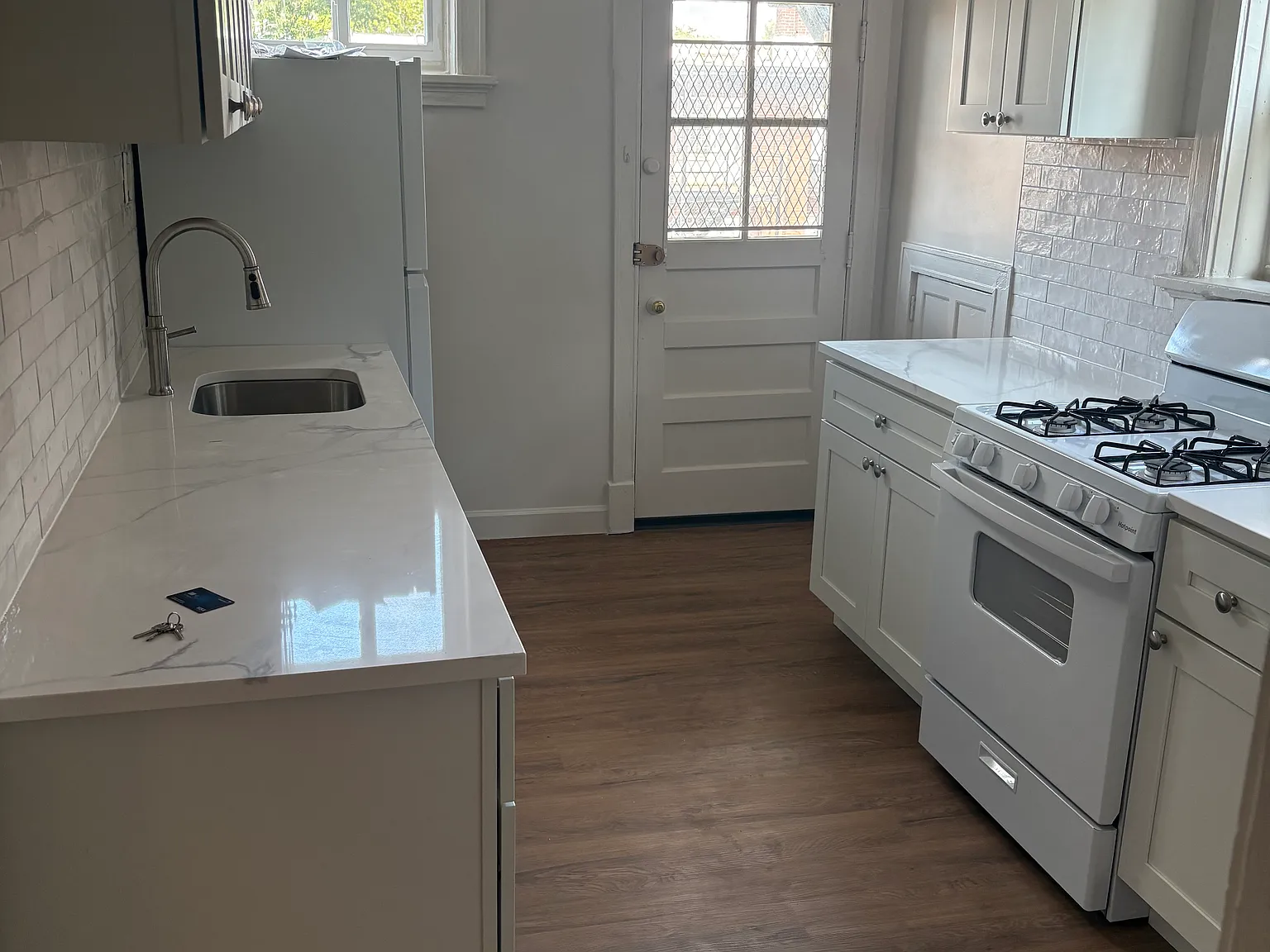 2 bed, 1350 sqft, $1,800 — Photo 4