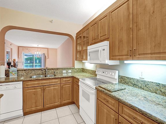 5th image of 7635 Southampton Ter APT 212