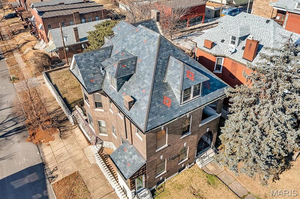 Fix & Flip Multi-Family in Saint Louis, MO 63118 – $142,728 — exterior photo