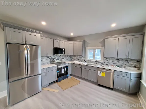146 Highland Ave, Somerville, MA