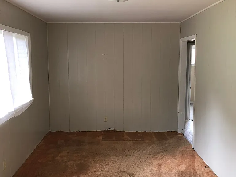 234 Morgan Ln — Photo 2