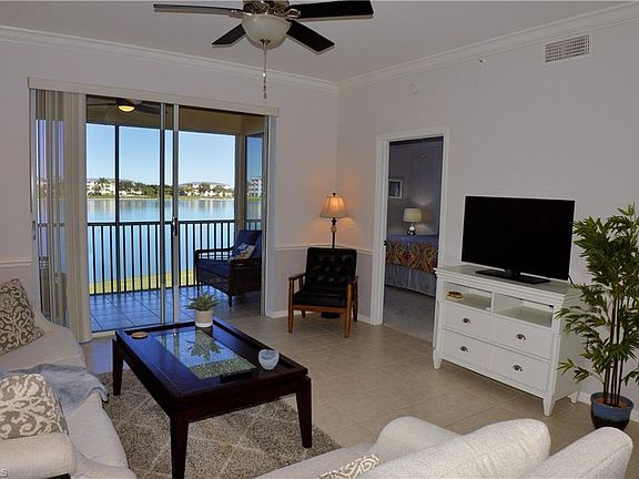 2nd image of 10480 Washingtonia Palm Way APT 1124
