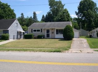 1338 Byron Dr, South Bend, IN