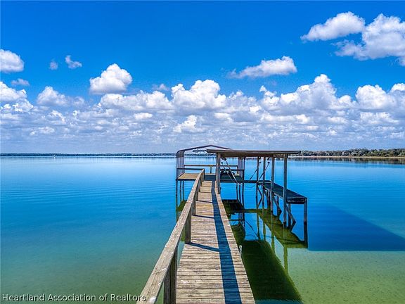 5th image of 325 Sunset Rd