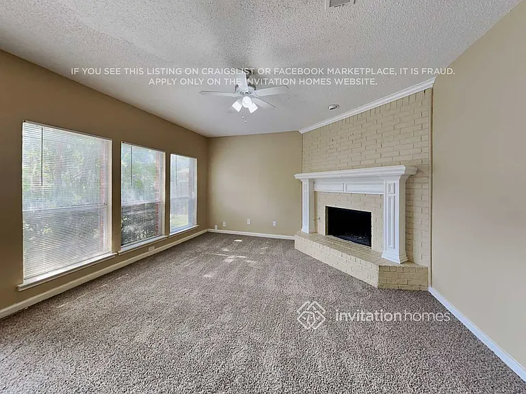 2110 Loretta Ln — Photo 5