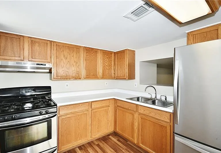 3743 Brownsville Rd — Photo 12