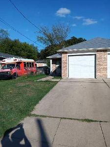 2009 Danner St, Fort Worth, TX, 76105