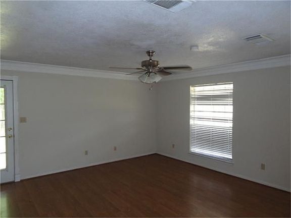 2nd image of 17302 South Dr