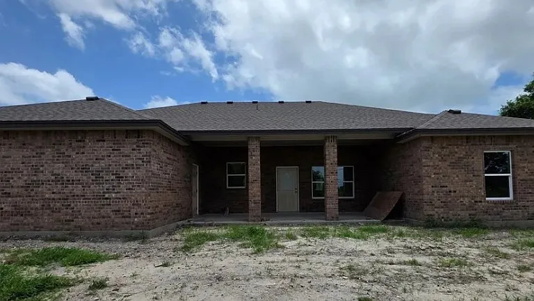 13602 River Forest Dr — Photo 2