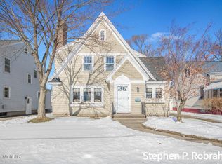 627 Griswold St SE, Grand Rapids, MI 49507