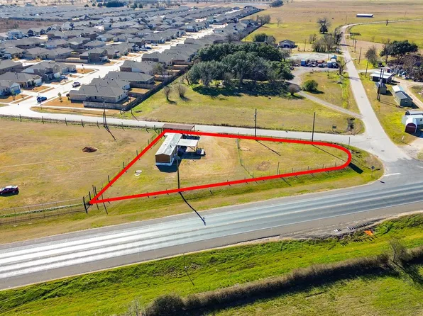 9157 Highway 105 E, Navasota, TX 77868