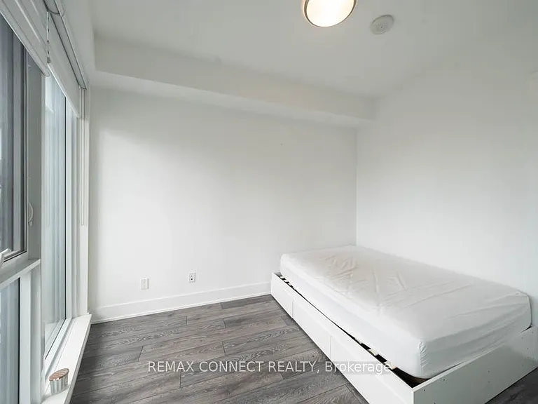 403 Church St #1211 — Photo 11
