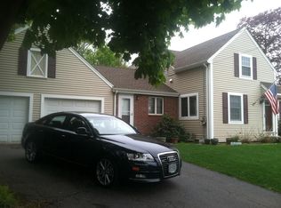 16 Highland Ave, Broad Brook, CT 06016