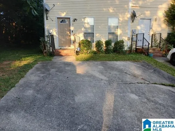 1945 Live Oak Trce, Birmingham, AL 35235