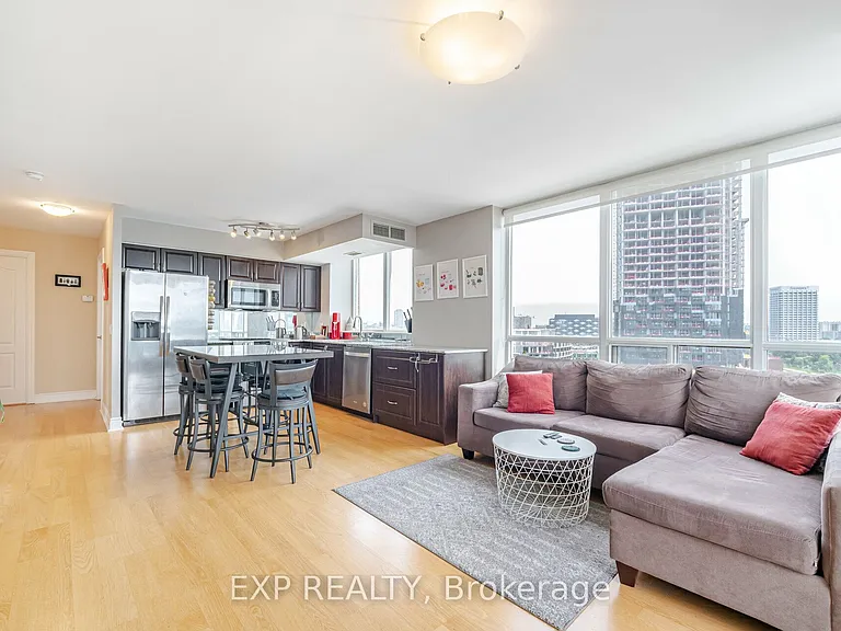1103 Leslie St #1103 — Photo 11