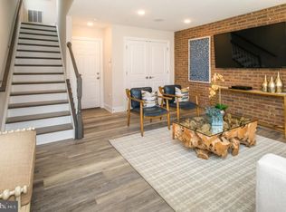 6712 Belcrest Rd, Hyattsville, MD 20782