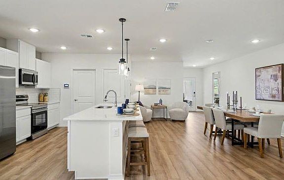 6th image of this home