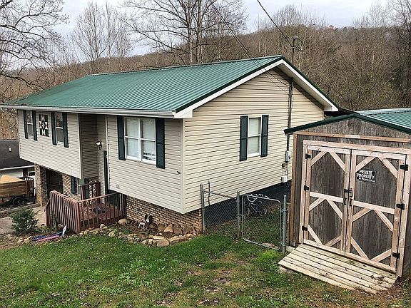 4th image of 1031 Meadow Ct