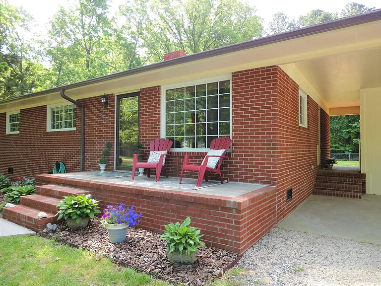 4606 Willa Way — Photo 10